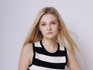 LynetteAldis