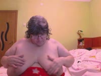 I am a hot and sesnual model always in the mood to get naughty with you on cam