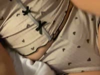 Jeune femme sexy et raffinée qui aime prendre et donner du plaisir aux hommes loyales et respectueux