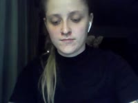 Well im ur new sweet girl, lets meet each other closer <3 I think you gonna like me *_^ #sweet #german #blodne #slim #smallboobs #fetish #roleplay #dirtytalk #hot