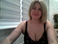 My contagious smile will make your day better
and  by looking into my deep brown eyes your heart will warm up and your
body will shiver. By offering you my entire attention and my love makes
me the ideal lover :* Let me convince you of it :)