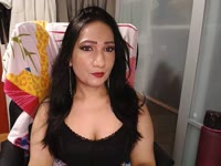 i am a sensual attractive woman who likes to tease and play with horny men