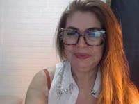 I am a mature woman who loves to be naughty. Do you wanna get naughty together?