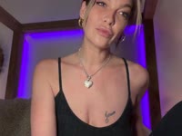 hi chickennugget ,am cyberchickie aka maria, am always in for a naughty and horny conversation and love attention and of course sex, do you want to know more? come and ask me quickly  xx from this chickie