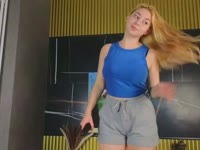 Hello baby, I’m Hannah, your private blonde