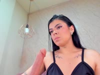 I am a girl who loves to dominate and be dominated, I love to be naughty and have a delicious time with you.