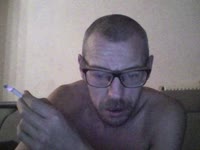 hallo lieve man, hou van naakt zitten en met mij zelf spelen en ik kijk ook heel graag naar voetbal en wielrennen , hou van dames soms ook dominant zijn of ook soms eens slaaf of sletje zijn vind ik ook leuk laat me weten en is bespreekbaar met hou van eerlijke personen wees lief en eerlijk ik draag ook graag dames kledij wil graag sletje zijn of slaaf zijn