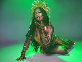 hot camhooker BellaDiNatale