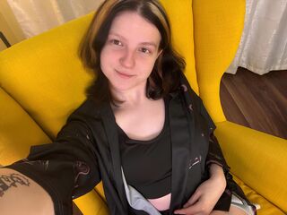 cam girl masturbating with dildo GiovannaMonat