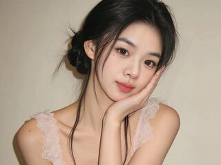 girl topless SuYi