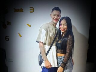 sexchat room YuleimysAndAlex