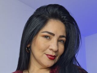 golden shower web cam AlexiaSilver