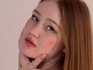 girl showing pussy AddieRunk
