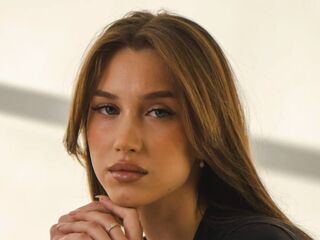 dirty web cam AmelinaBrauberg