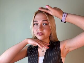 teaser chat AngelynBroe