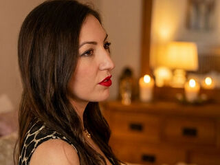 naughty camgirl photo ArishaElara