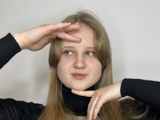 naked webcam girl ArmindaMerry