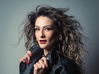 free online chat AryTorres