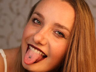 shower webcam BelleCox