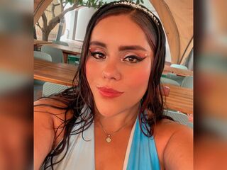 naked girl with live cam CamilJoness