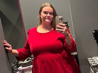 free live chatroom Carinabro