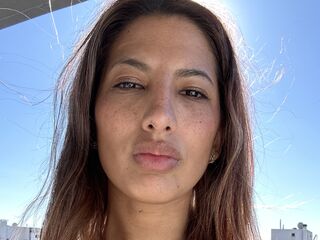 live sex webcam CarisimaVictoria