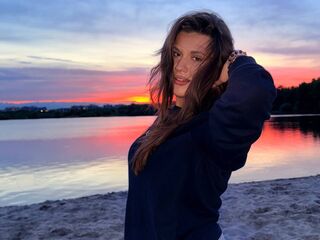 naked webcamgirl picture CarlyFelde