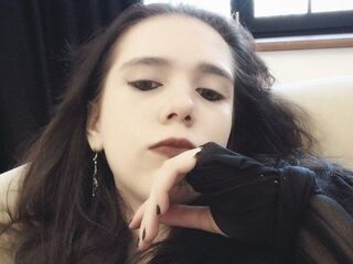 camslut masturbating CatherineAtkins