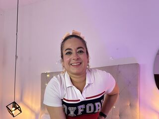 webcam strip tease show CharlotteRodrigz