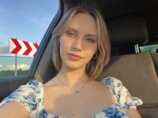 girl camsex CherryRose