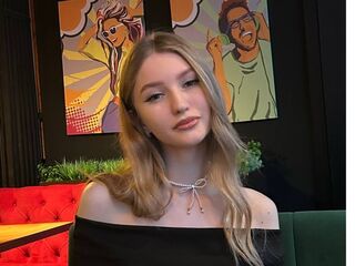 hot girl live cam ClarineTimson