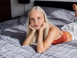 chat room webcam photo DaniellaStarki