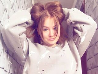 topless camgirl DariaMek