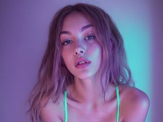 cam strip tease DominicaAtom