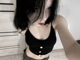 nude cam photo DoraCoote