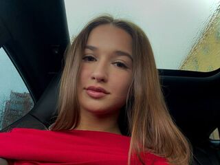 camslut fingering wet pussy EditaFelton