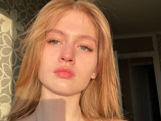 cam slut chat EleanorPattinson