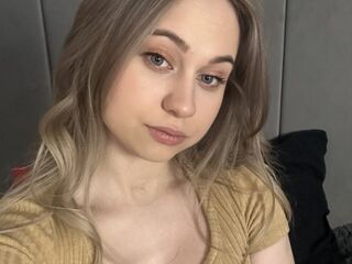 camgirl showing pussy ElisabethCrysten
