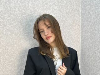 nude webcamgirl ElletteHewlett