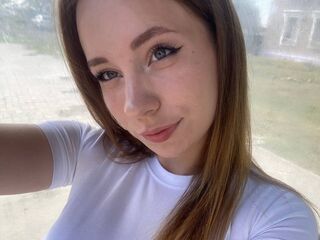 shower sex webcam ElowenStar