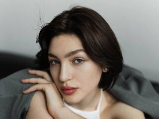 nude webcamgirl pic ElvieTorbett