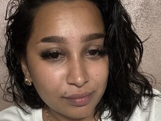 fingering girl chatroom EmmaDebie