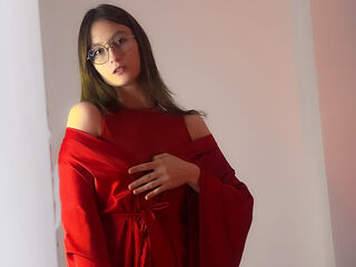 naked camgirl masturbating with dildo EmmaGracia