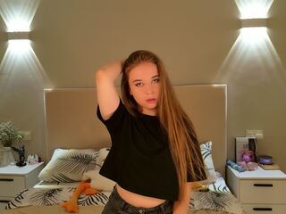 adult cam EmmaHix