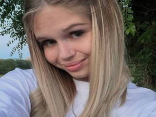 fingering cam girl video EricaVon