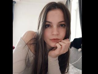 camslut masturbating ErynBjornstrom