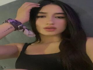 girl porn cam EvelynFontain
