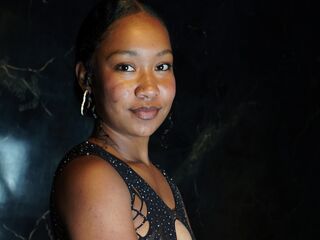 chat room live webcam HannahLabel