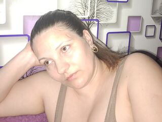 camwhore fingering pussy HelaHapy