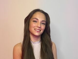 naughty camgirl fingering pussy HenriettaGrundy
